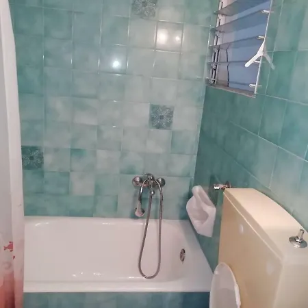 Apartamento οικονομου 30 Loutráki